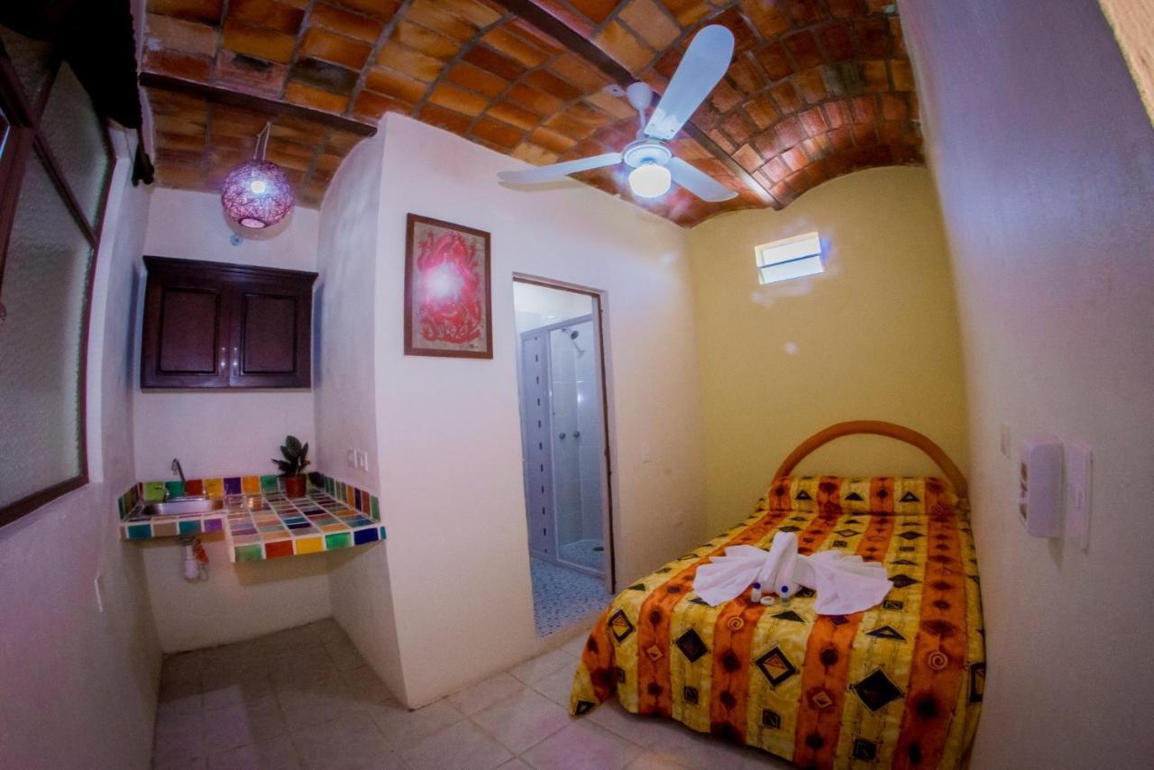 Hotel La Rienda Guayabitos à Rincón de Guayabitos Extérieur photo